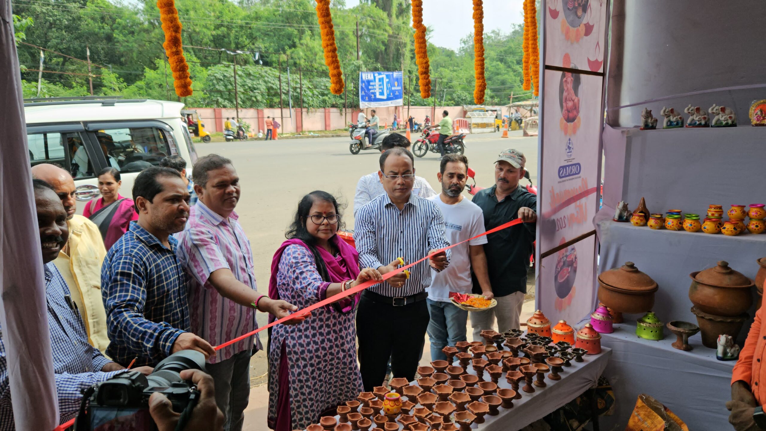 ଓରମାସ ଦୀପାବଳି ଷ୍ଟଲ ଉଦଘାଟିତ