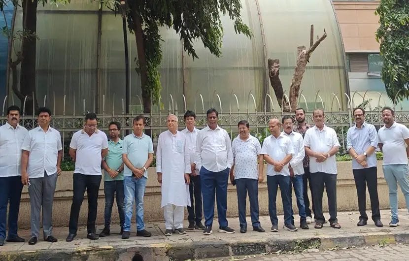 ବିରୋଧୀ ଦଳ ନେତାଙ୍କୁ ଭେଟିଲେ ବିଜେଡିର ବରିଷ୍ଠ ନେତା