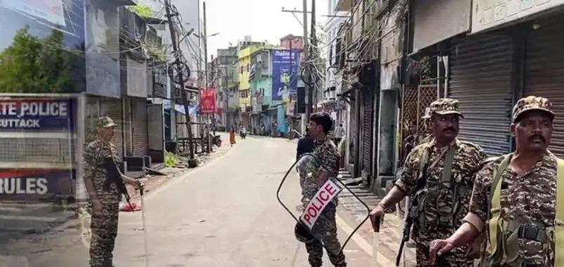 କଟକ ସହରରେ କର୍ଫ୍ୟୁ କୋହଳ, ସହରରେ ସ୍ଥିତି ସ୍ବାଭାବିକ