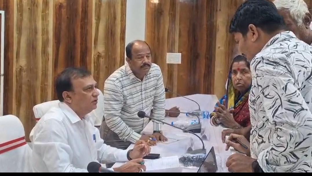 ଅବ୍ୟବସ୍ଥା ରେ ସରିଲା ଯୁଗ୍ମ ଜନଶୁଣାଣୀ ଶିବିର