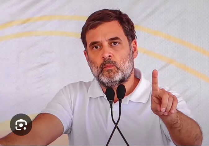 ରାହୁଲଙ୍କୁ ବଡ଼ ଝଟକା: ୨୭୨ ବିଚାରପତି ଏବଂ ବ୍ୟୁରୋକ୍ରାଟ ନିର୍ବାଚନ କମିସନଙ୍କୁ ସମର୍ଥନ କରି କଂଗ୍ରେସ ବିରୋଧରେ ଅଭିଯୋଗ କଲେ