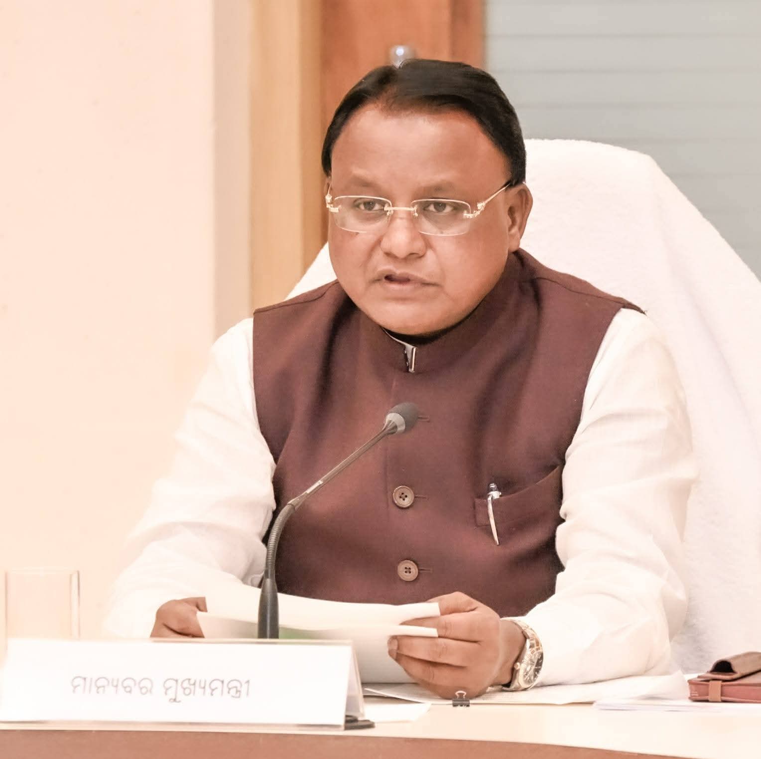 30 ଜିଲ୍ଲାପାଳଙ୍କ ସହ ଆଲୋଚନା କଲେ ମୁଖ୍ୟମନ୍ତ୍ରୀ।