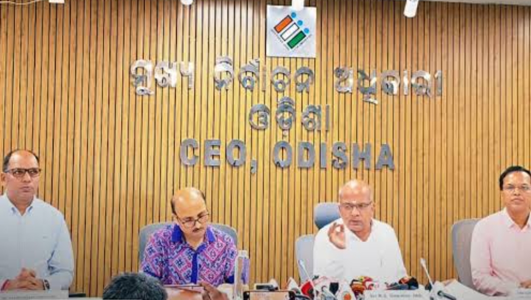 ରାଜ୍ୟରେ ସରିଲା ଭୋଟର ତାଲିକାର ସ୍ବତନ୍ତ୍ର ସଘନ ସଂଶୋଧନ : ବାଦ ପଡିଲେ ୨୦ ଲକ୍ଷ ୫୬ ହଜାର ଭୋଟର