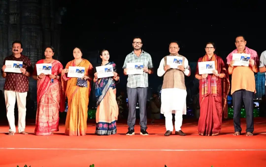 ସେବା ସଂକଳ୍ପ ଅଭିଯାନ: ପ୍ରଧାନମନ୍ତ୍ରୀଙ୍କ ଜନ୍ମଦିନରେ ୩୦ ଜିଲ୍ଲାରେ ଜଳିଲା ଏକ କୋଟି ଦୀପ